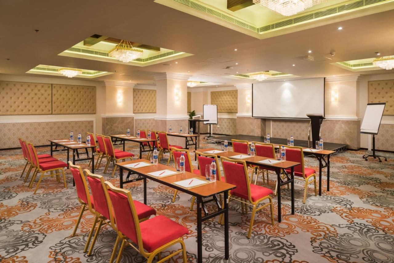 Centara Muscat Hotel Oman Ngoại thất bức ảnh